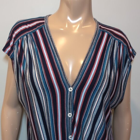 3/$20 MAX STUDIO Barcode Striped Top Tie Hem Blouse Vneck Buttoned Cap Sleeve - Picture 2 of 14